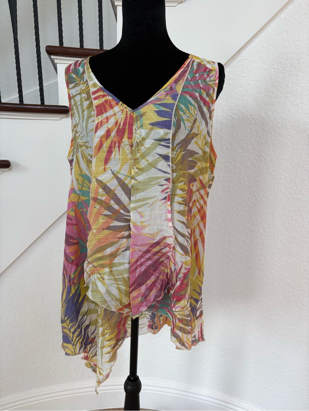 Spense Pink Teal Yellow Tropical Print Sleeveless Top